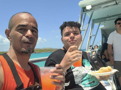 Sea Ventures Snorkel Tours-法哈多必去景点