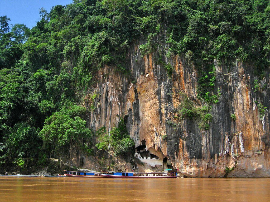 Mekong Charm Cruise And Travel-琅勃拉邦必去景点
