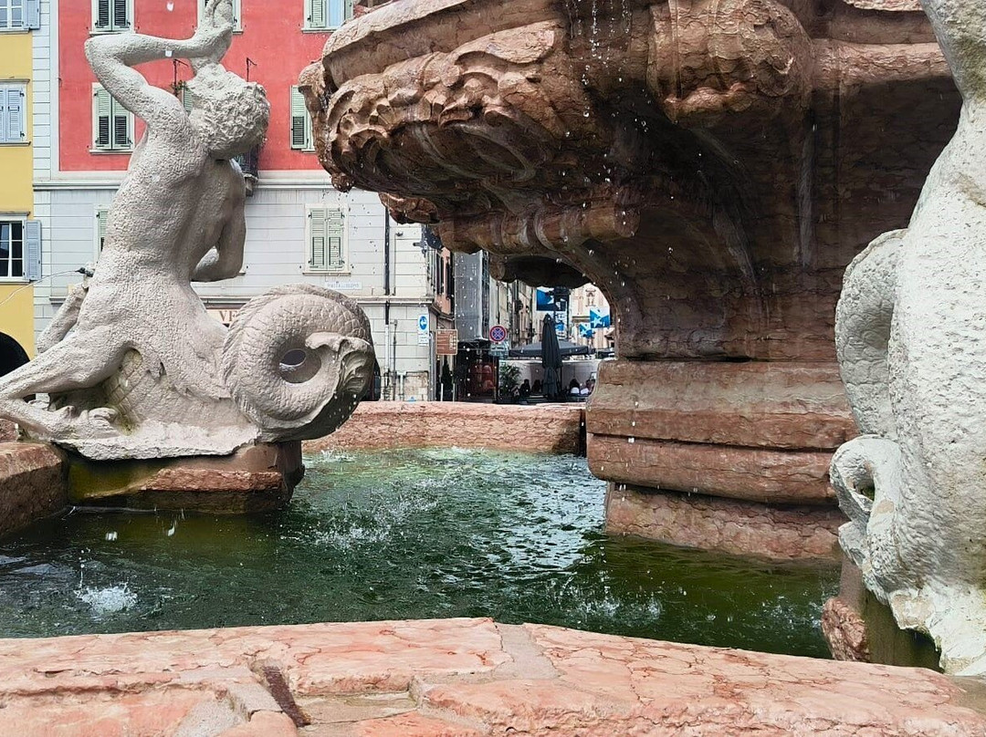 Piazza Duomo-特伦托必去景点