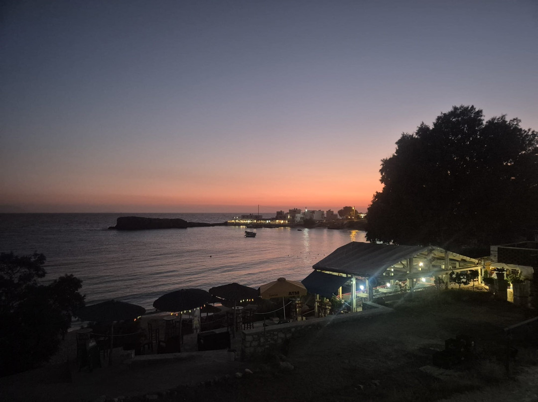 Le Grand Bleu Studios & Apartments主图