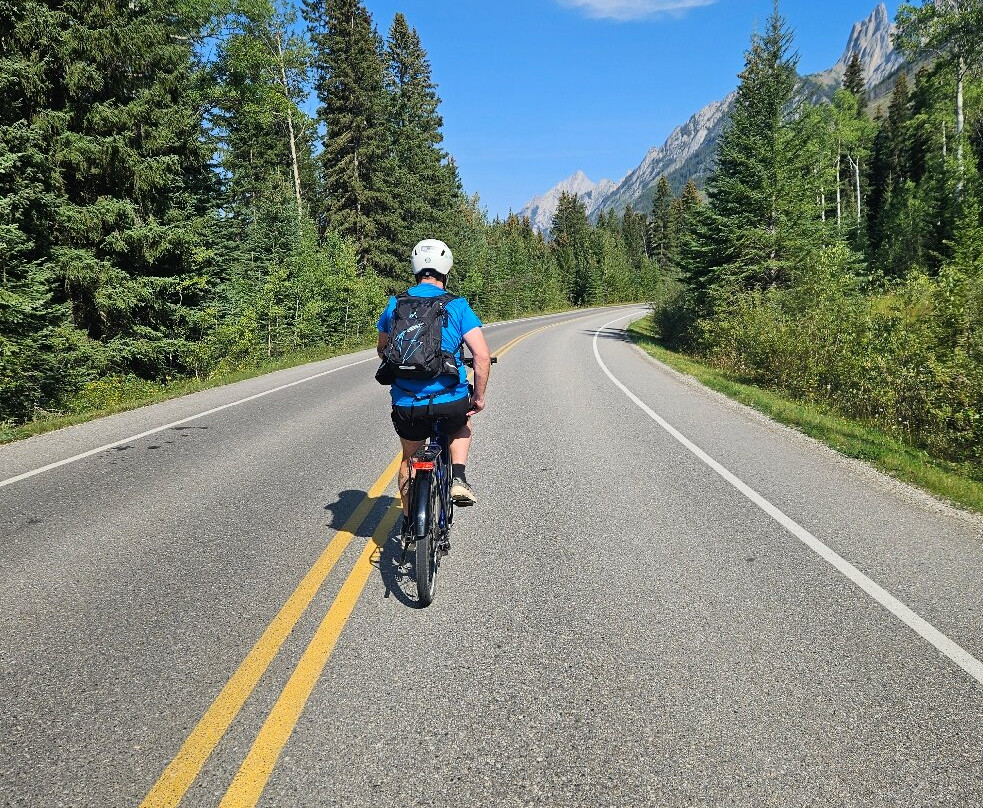 Banff Cycle + Sport-班夫必去景点