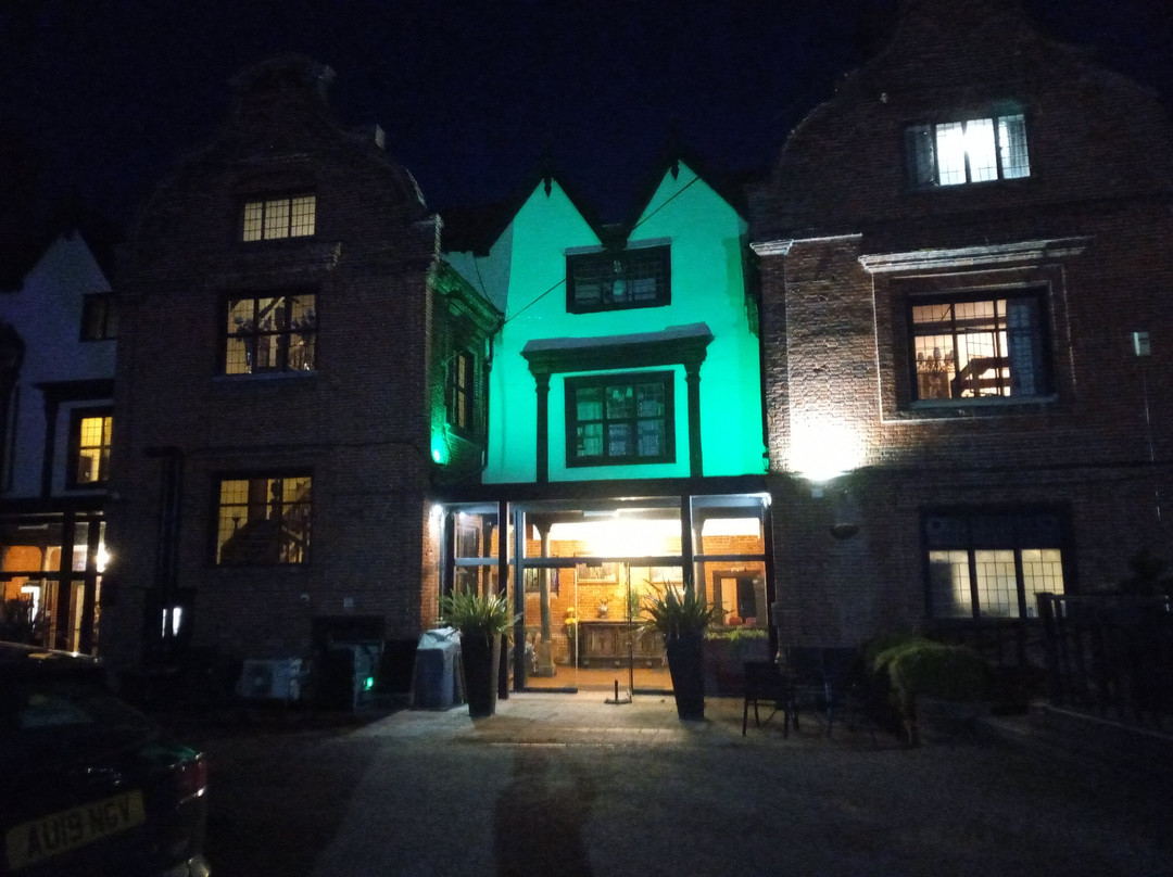 Parthenon Greek & Grill