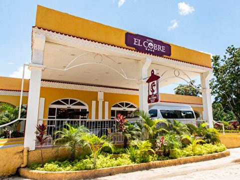 Hotel El Cobre