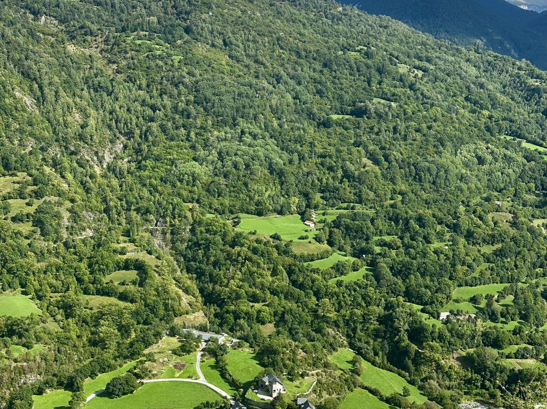 Mirador El Cruz de Puyadase-Gistain必去景点
