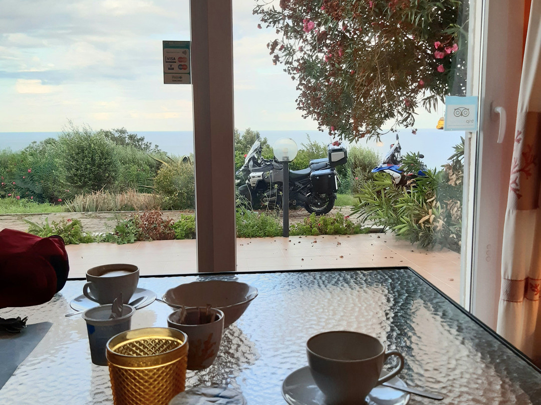 Villa Pischinas主图