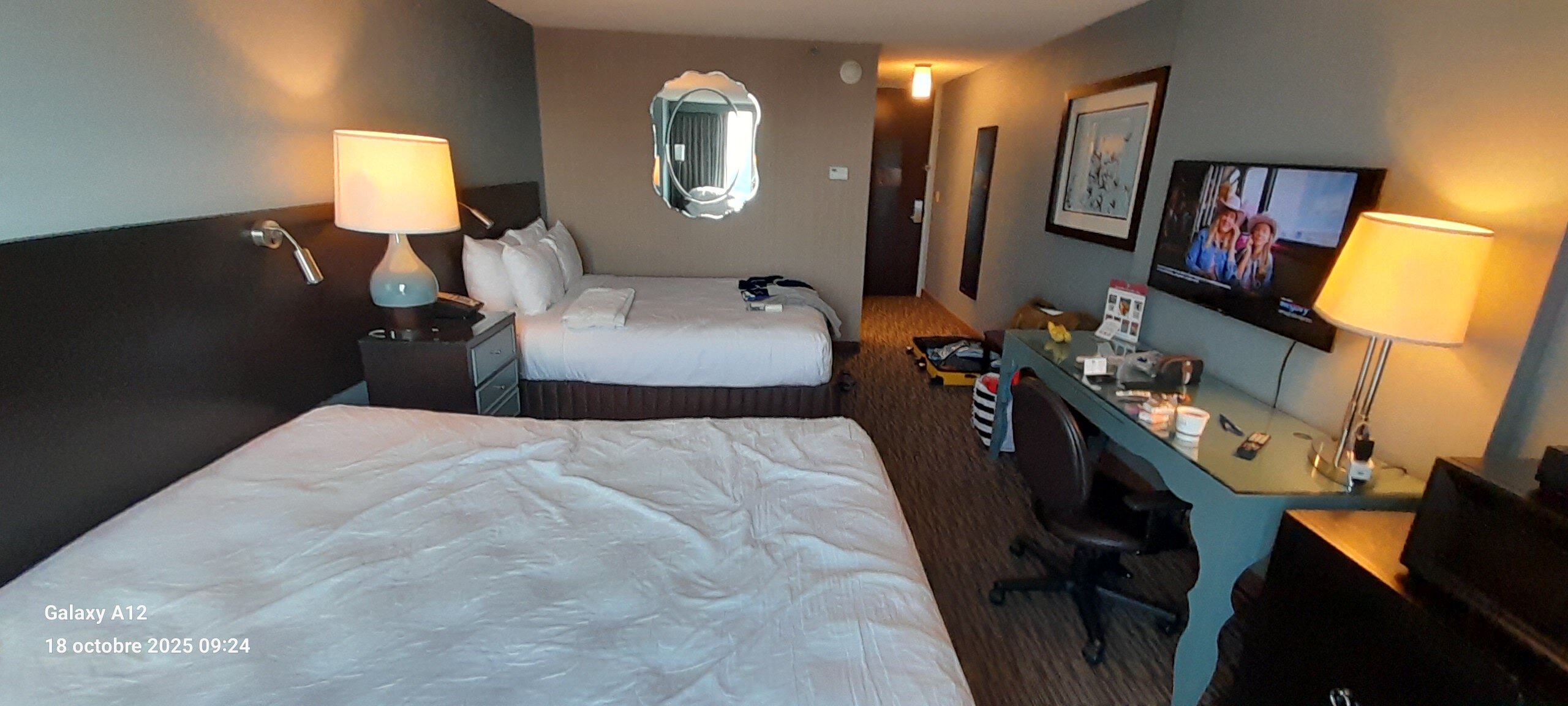 芝加哥奥黑尔皇冠假日酒店-客卧