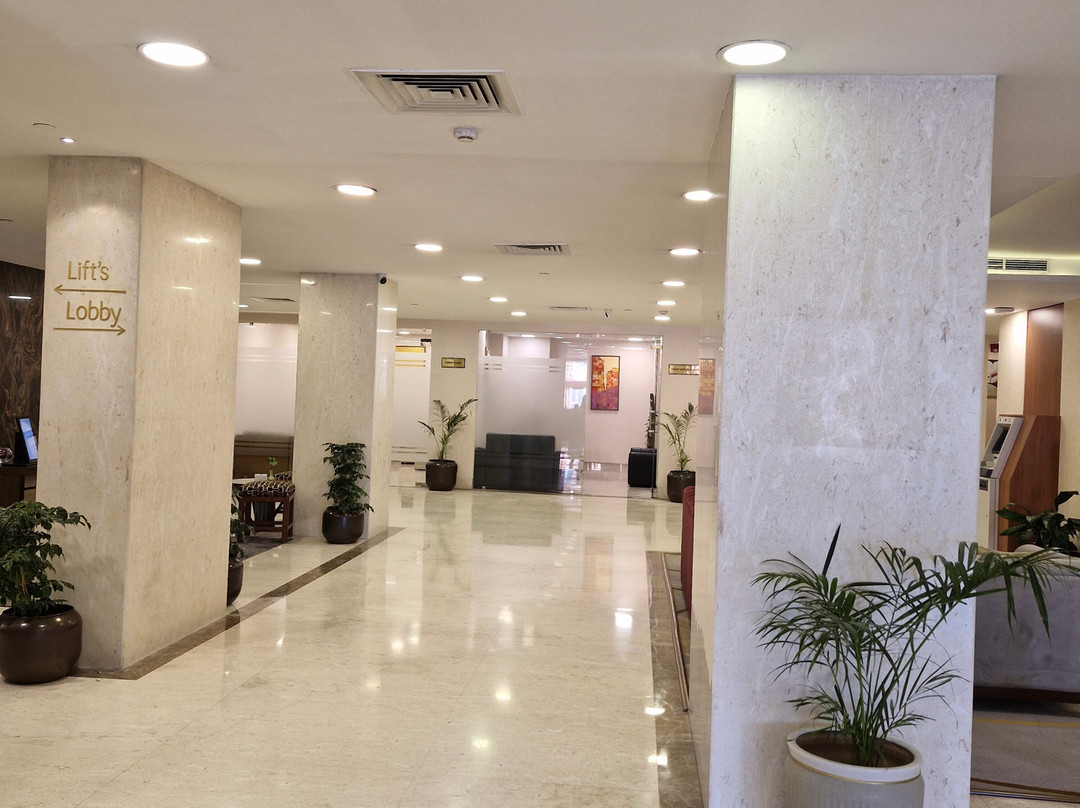 Hotel Crowne Imperial主图