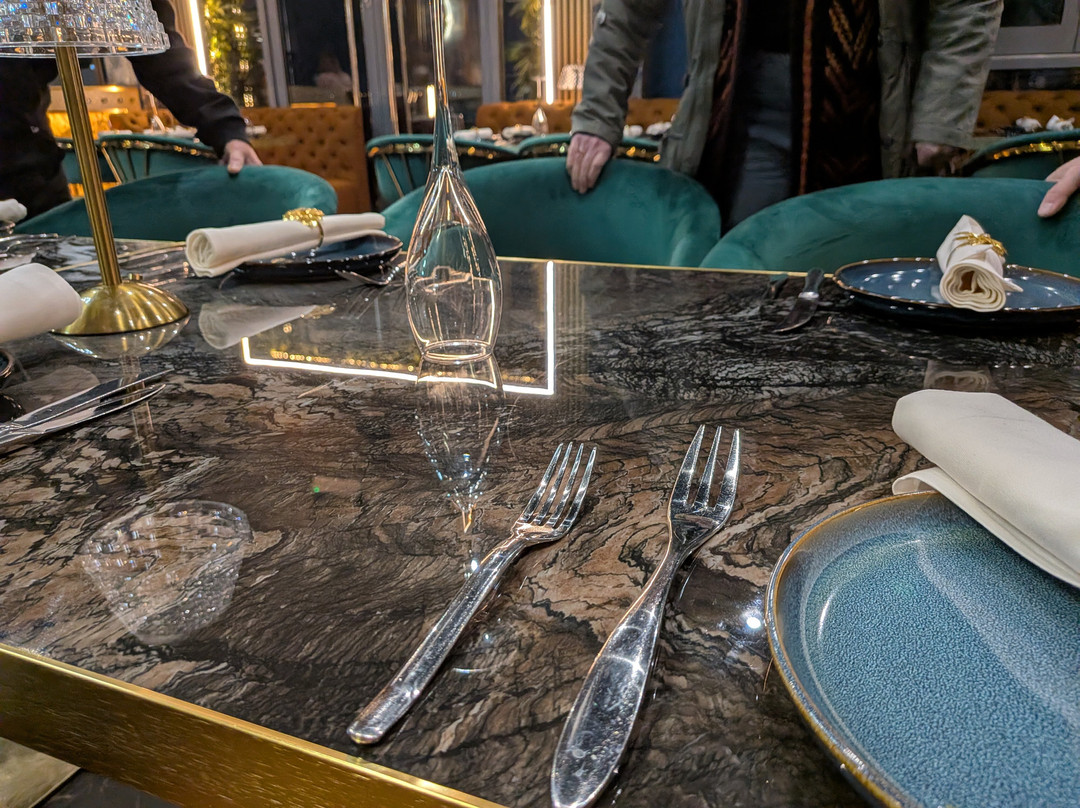 Saffron Kitchen & Bar