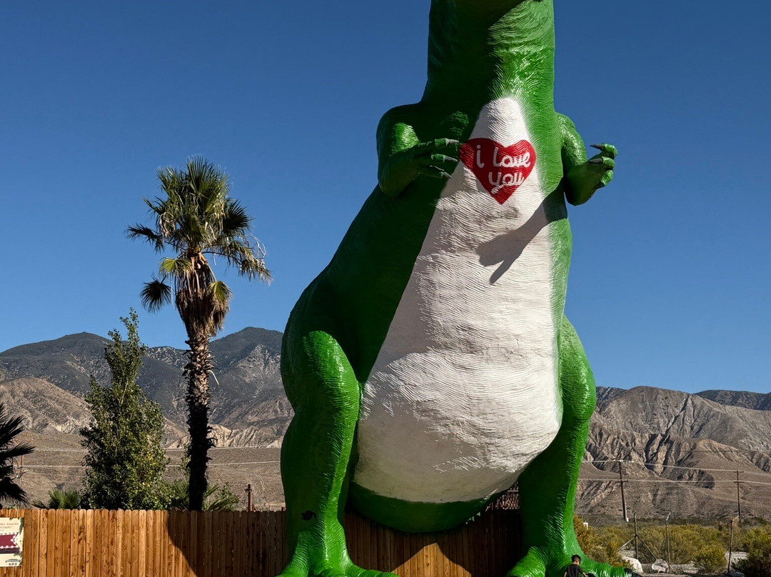 Cabazon Dinosaurs-卡巴宗必去景点