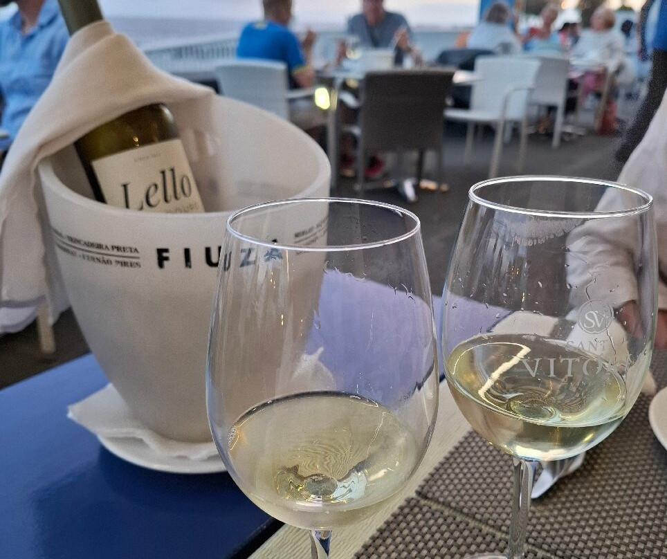 Praia dos Reis Magos-Canico必去景点