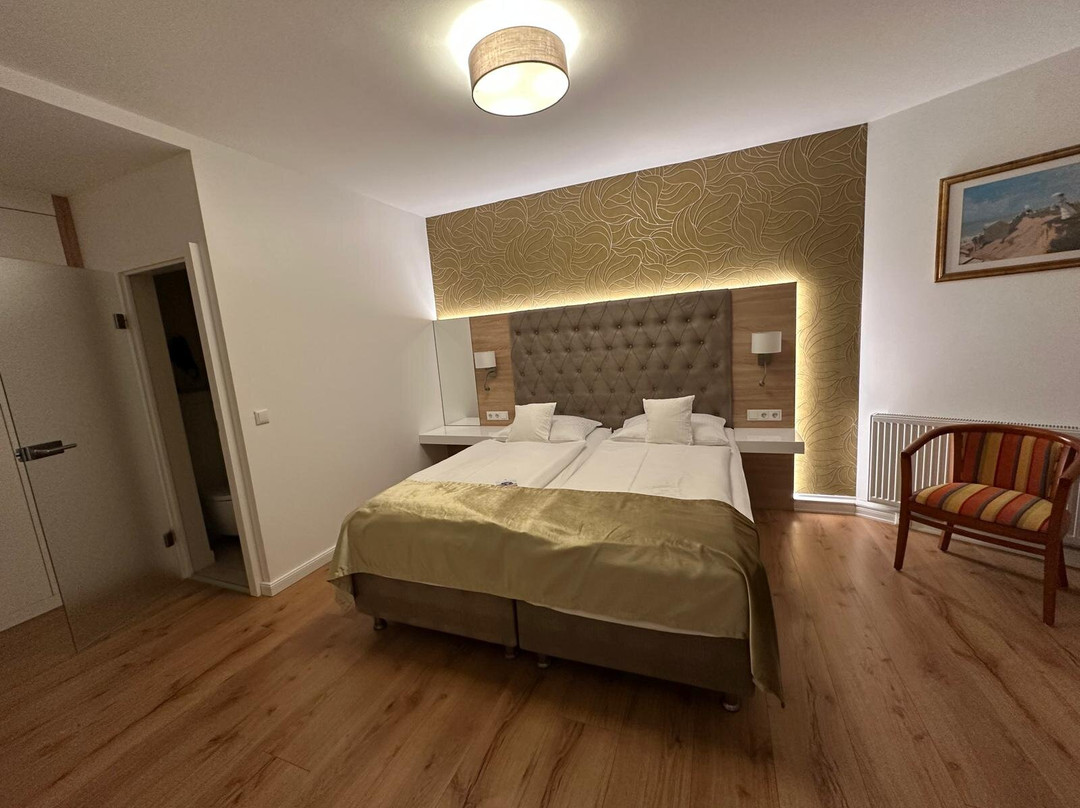 Cliff Hotel Rugen主图