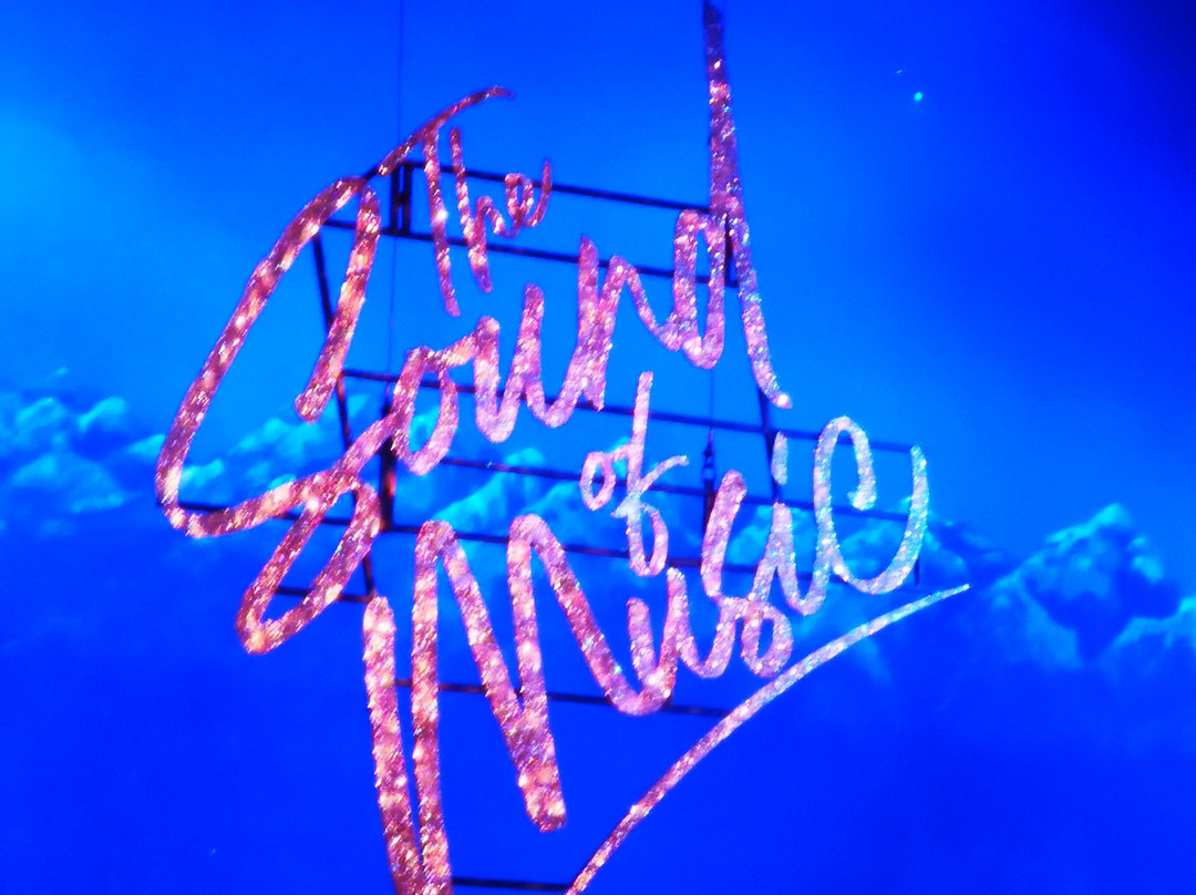 Curve Theatre-莱切斯特必去景点