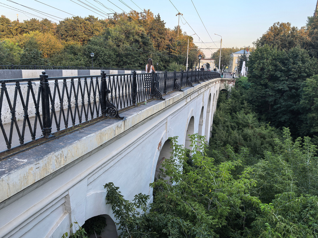 Stone Bridge-卡卢加必去景点