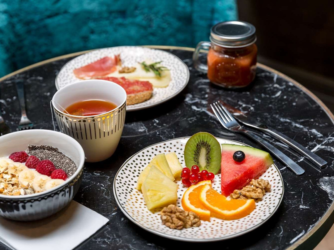 Gorka Room Mate Collection