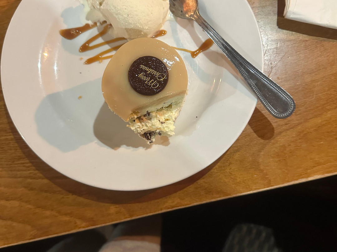 The George Hotel主图