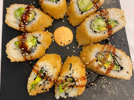 尹朋里亚雷酒店主图