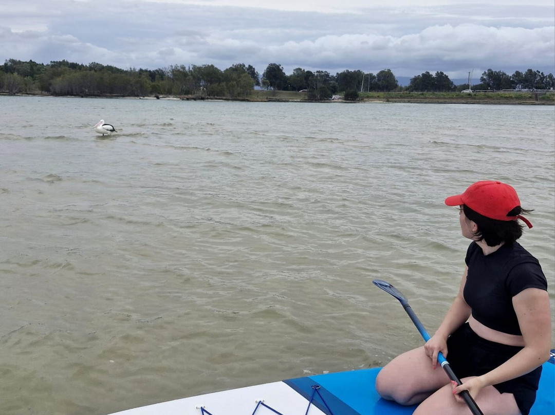 Stand Up Paddle Boarding Shellharbour-谢尔哈伯必去景点