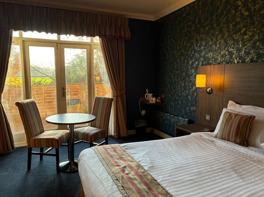 牧师乡村住宅酒店主图