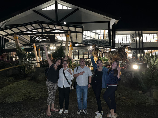 Ricardo's By Cucina Higala