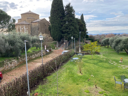 索瓦纳度假酒店主图