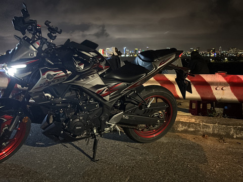 Motorbikes Rental Da Nang -Quang Nga-岘港必去景点