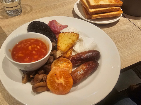 因佛内斯中心优品迎酒店（米尔伯恩路）主图