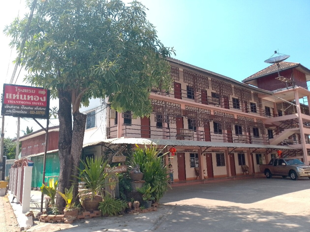 塔恩通酒店主图