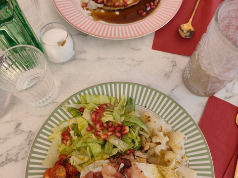 PEACH Homemade Lunch Brunch Coffee