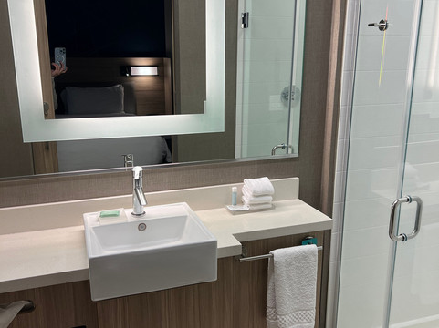 特拉基太浩湖万豪春山套房酒店主图