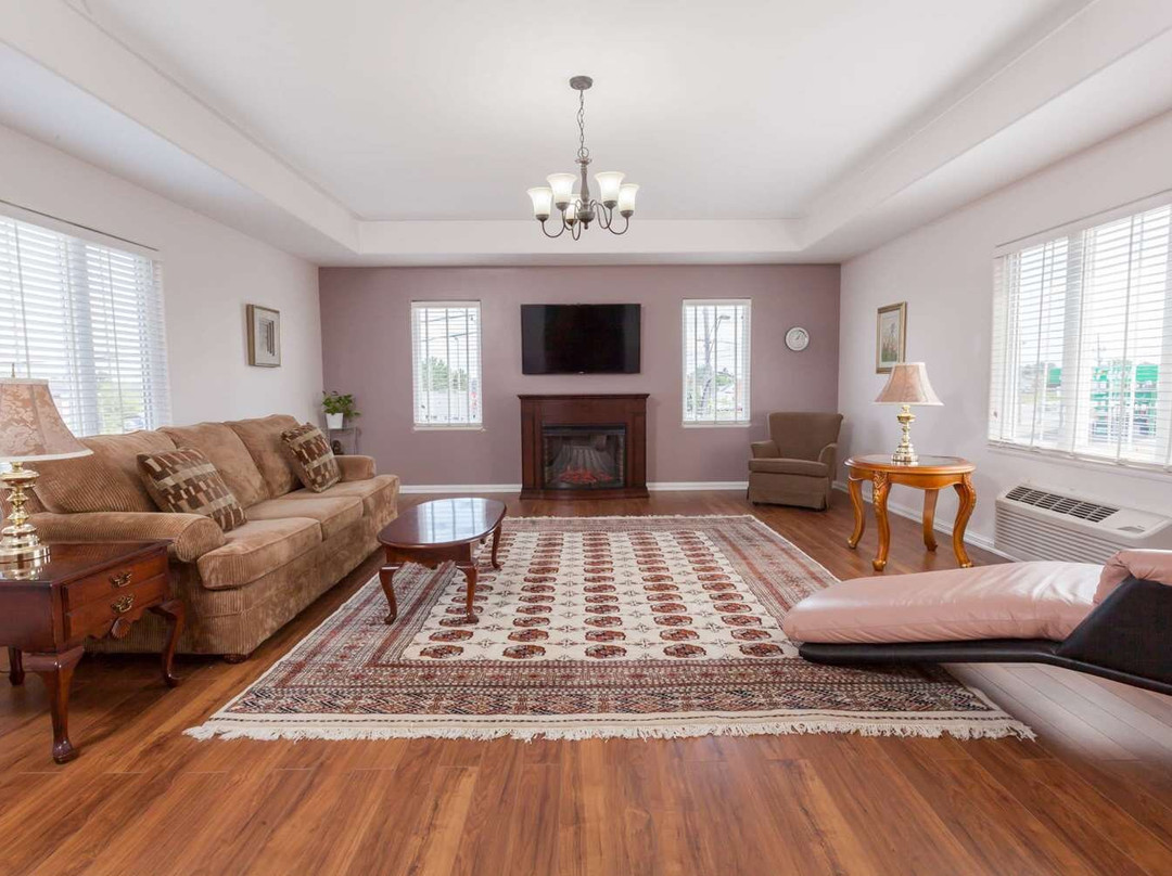 蒙克顿温德姆Thriftlodge酒店