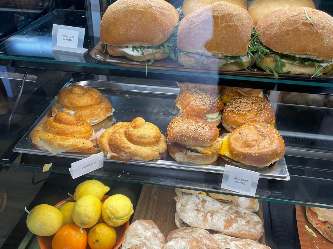 Mon Amour Cafeteria