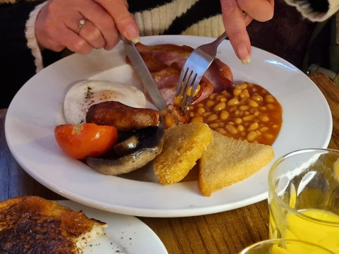 雷索鲁森酒店主图