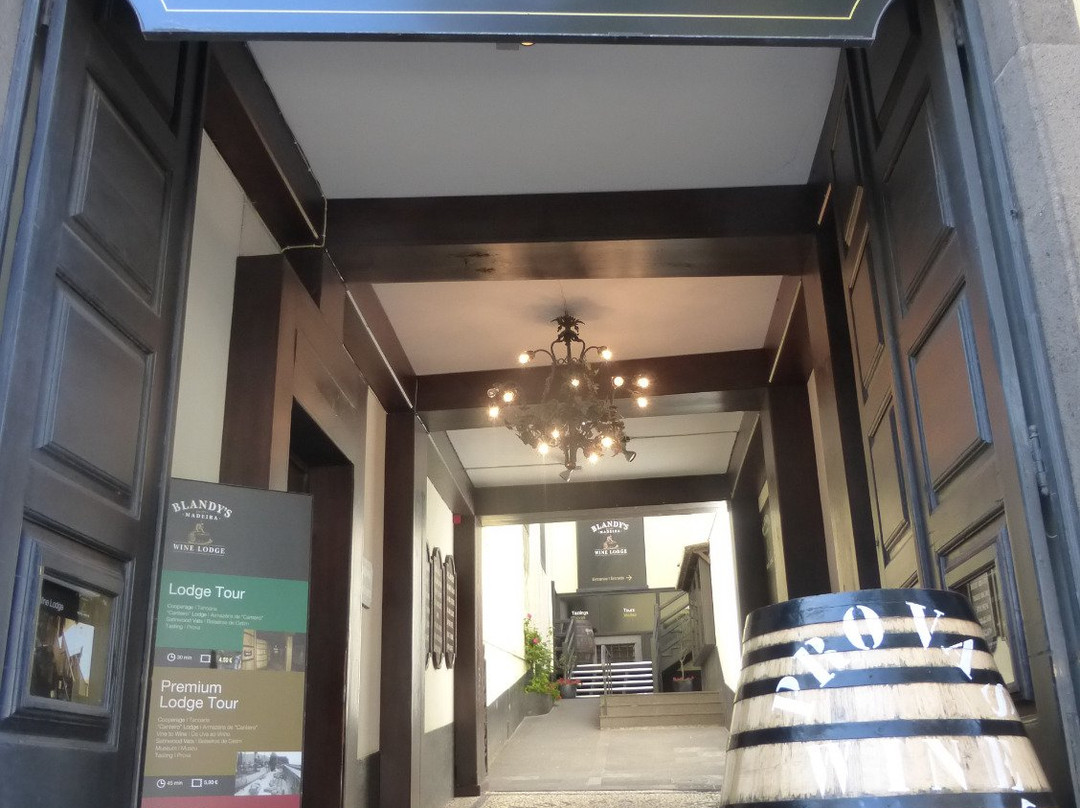 Blandy's Wine Lodge-沙尔必去景点
