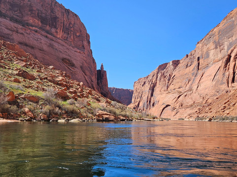 Kayak Horseshoe Bend-大理石峡谷必去景点