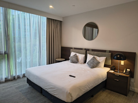 意那鲁区奎斯特酒店主图