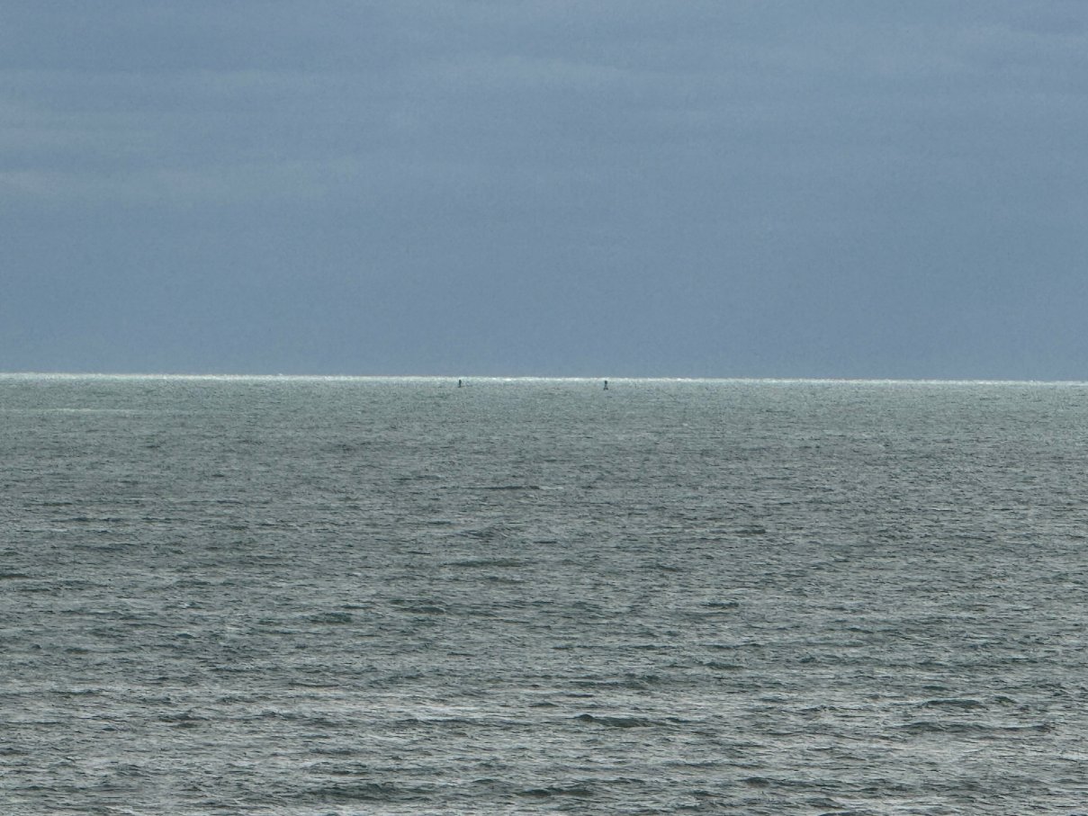 发现海滩度假村-官方