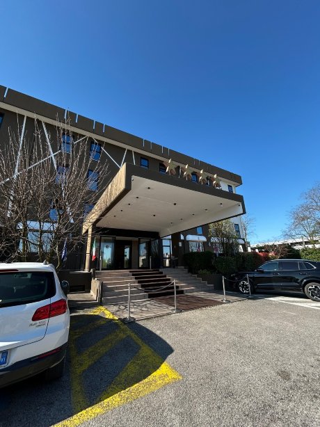 维多利亚酒店-官方