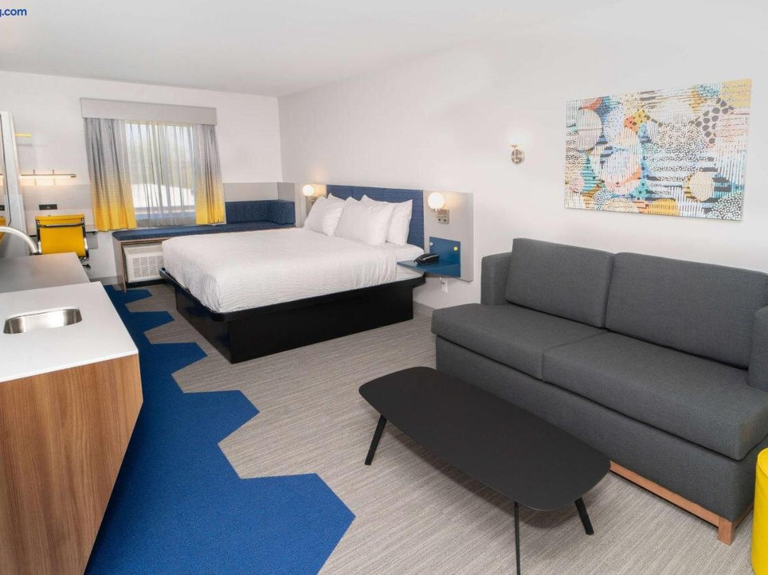 Microtel Inn & Suites by Wyndham Newark NY