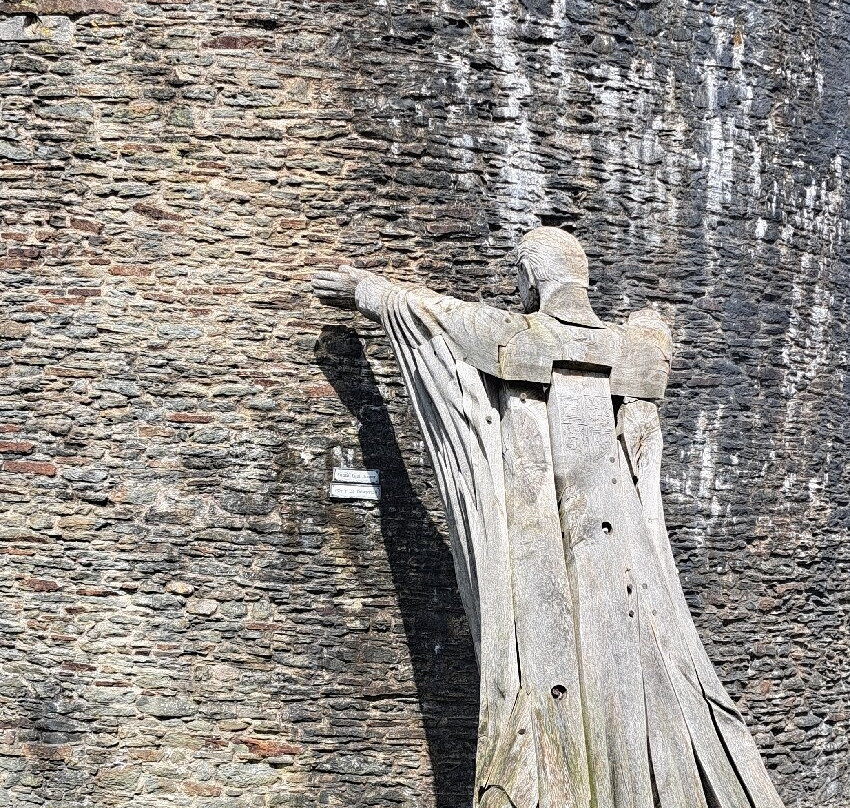 Caerphilly Castle-卡菲利必去景点