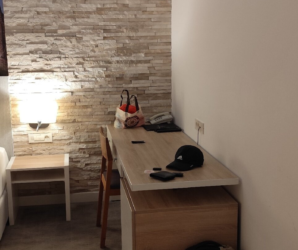 纳尔酒店主图