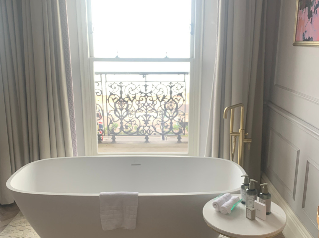 布莱顿大酒店主图