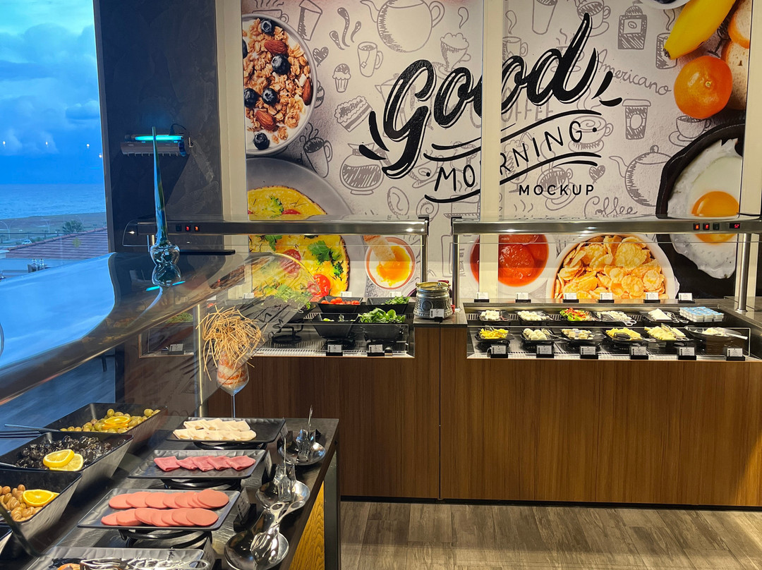 帕纳贾套房酒店主图