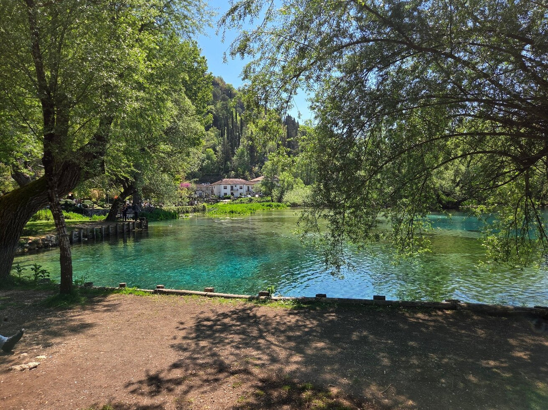 Lago di Posta Fibreno-Posta Fibreno必去景点