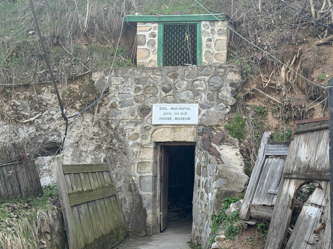 Khndzoresk Swinging Bridge-Syunik Province必去景点