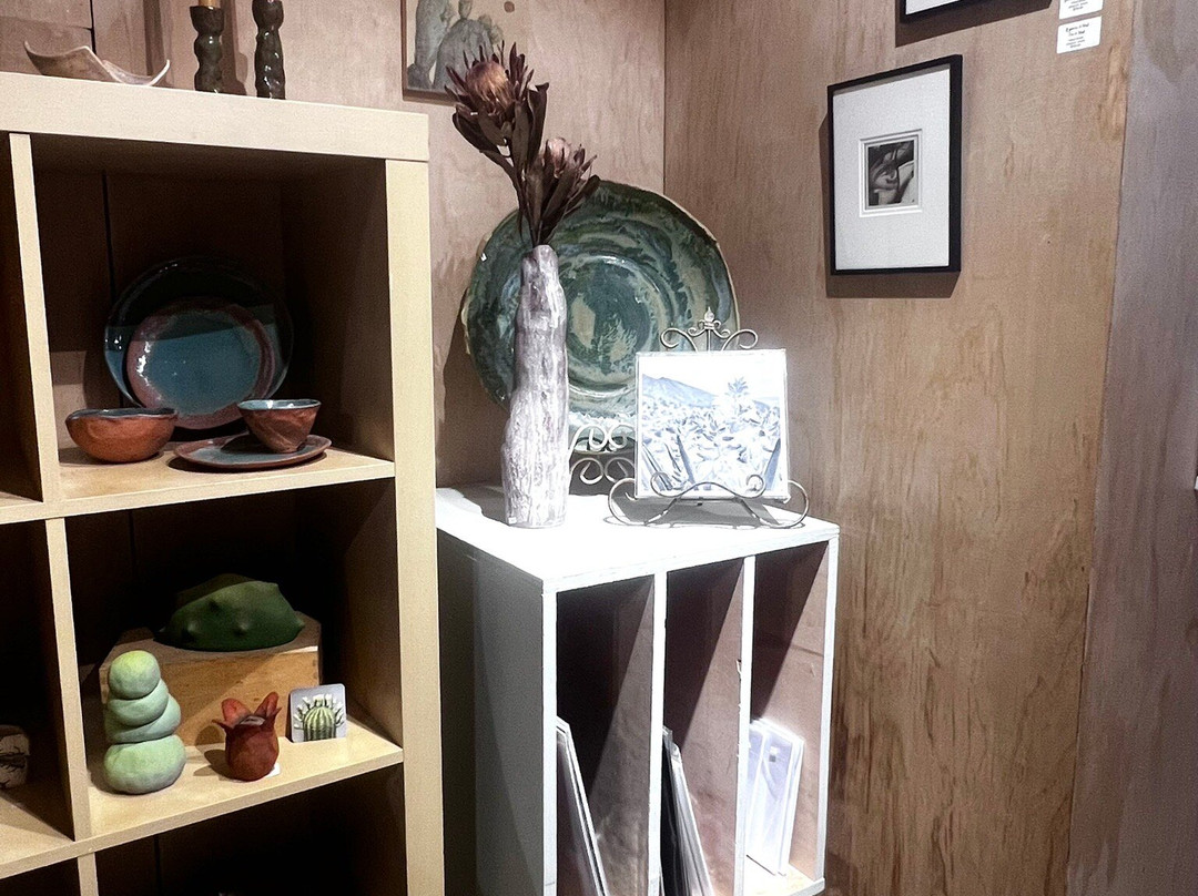 Desert Basin Gallery llc-Pioneertown必去景点