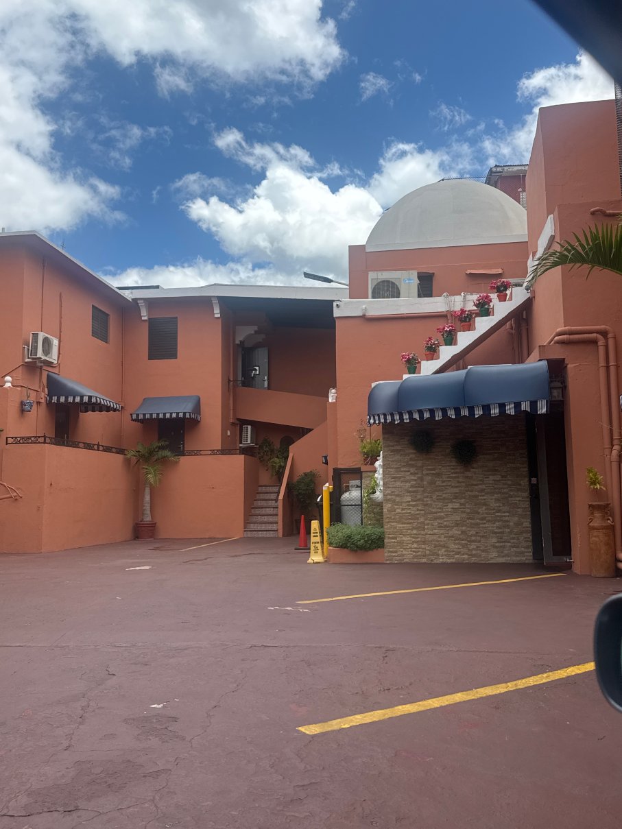 克罗尼尔酒店-旅行者