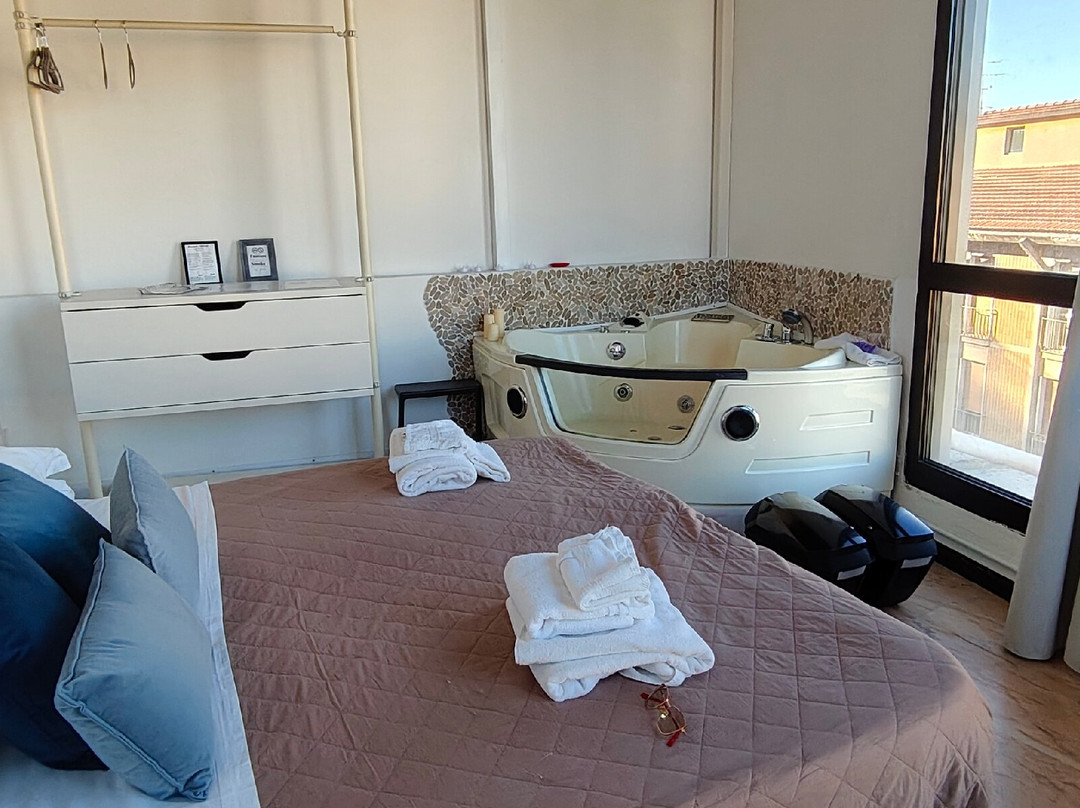 52三特住宿加早餐酒店主图
