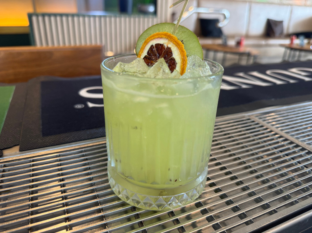 Mulligans Sports Bar Airlie Beach