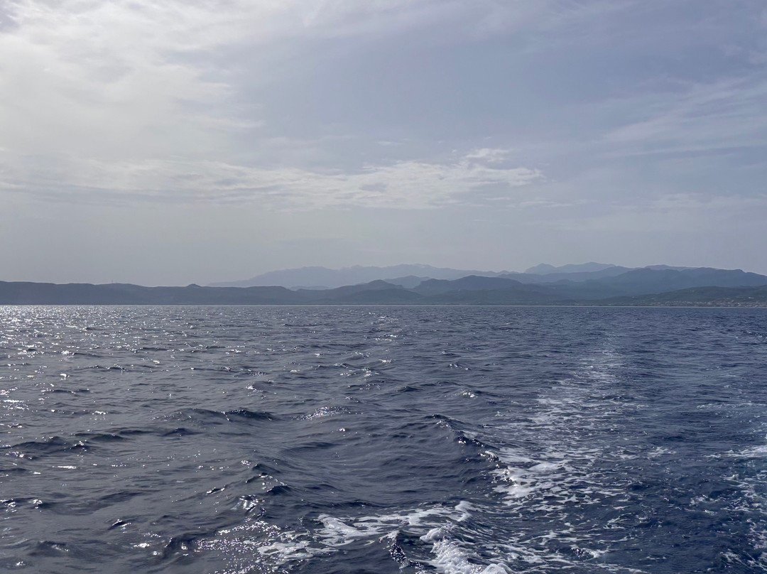 Sargos Boat Private Trips-Trachilos必去景点