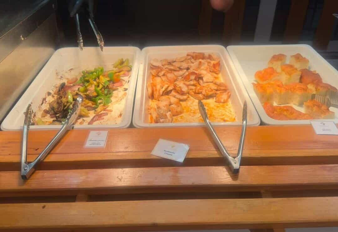 蒂里索斯海滩酒店主图
